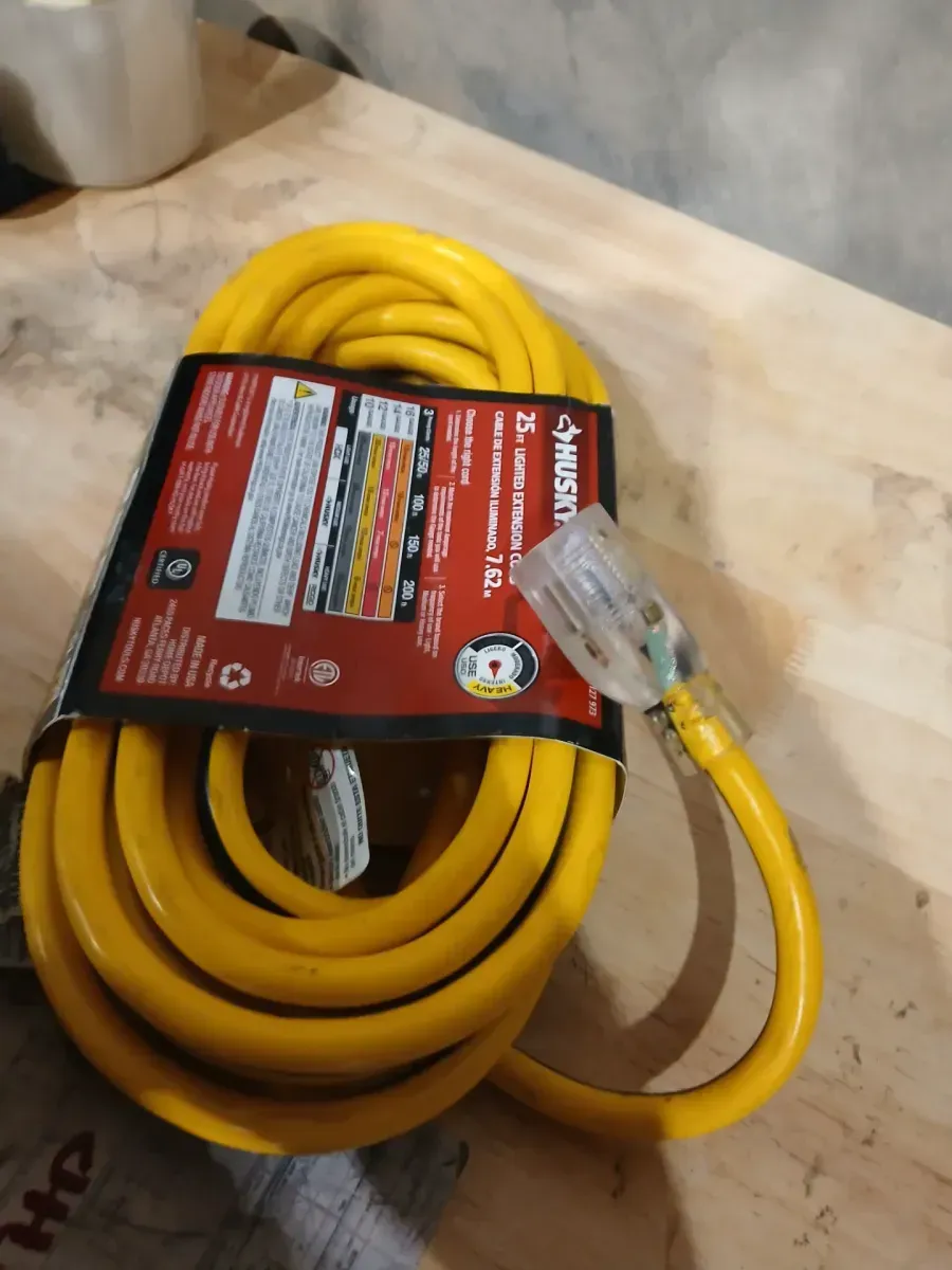 Husky VividFlex 25 ft. 14/3 Gauge Medium Duty Indoor/Outdoor Extension Cord with Lighted End, Yellow - image 4