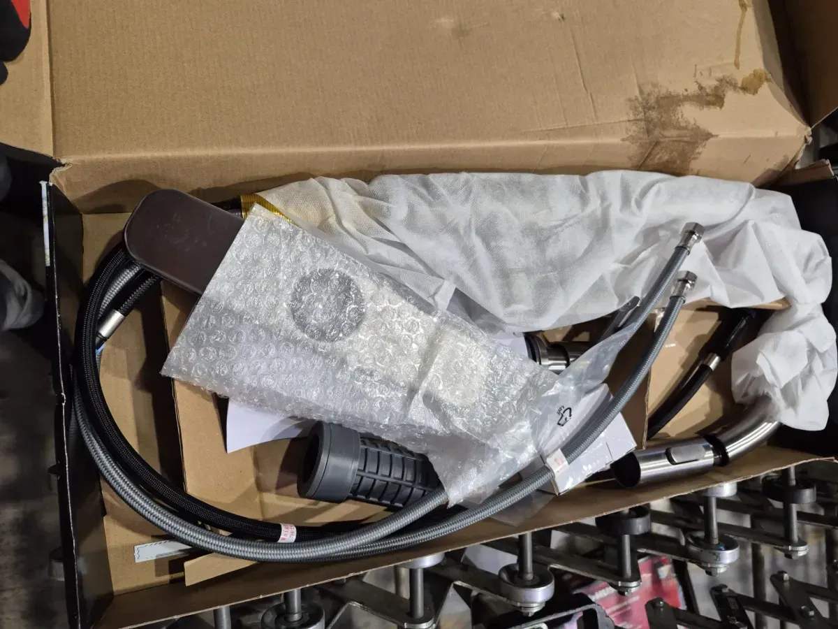 Glacier bay faucet  - image 4