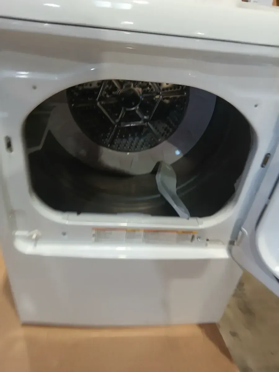 GE Hotpoint 6.2 cu. ft. vented Electric Dryer in White with Auto Dry - image 4