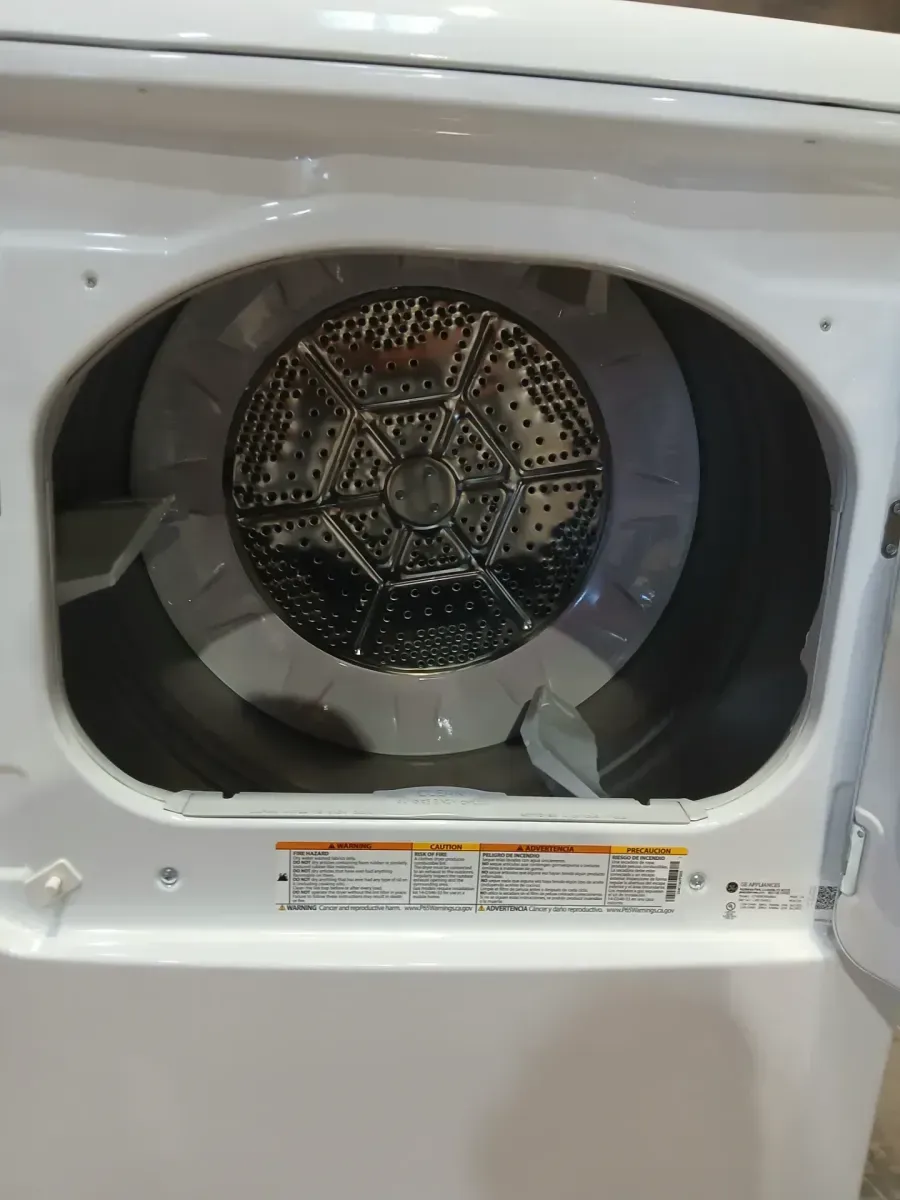 GE Hotpoint 6.2 cu. ft. vented Electric Dryer in White with Auto Dry - image 3