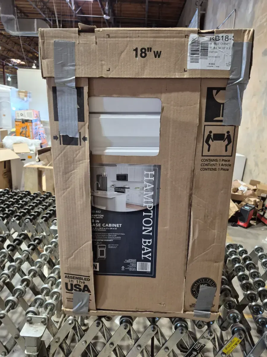 Hampton Bay Hampton 18 in. W x 24 in. D x 34.5 in. H Assembled Base Cabinet in Satin White - image 3