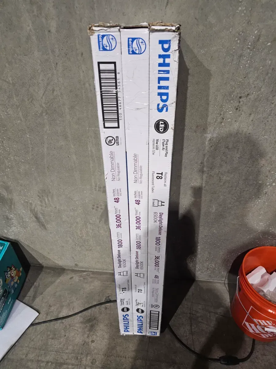 Philips 32-Watt Equivalent 4 ft. Linear Cool White T8 InstantFit LED Tube Light Bulb (4000K) (30-Pack) - image 2