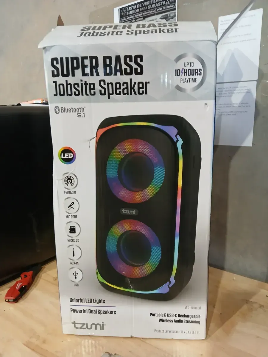 Speaker (Tzumi Super Bass Jobsite Speaker) - image 2