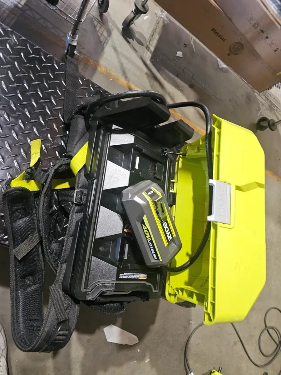 Ryobi 40V Lithium 1800-Watt Portable Battery Generator Power Station with Charger - image 3