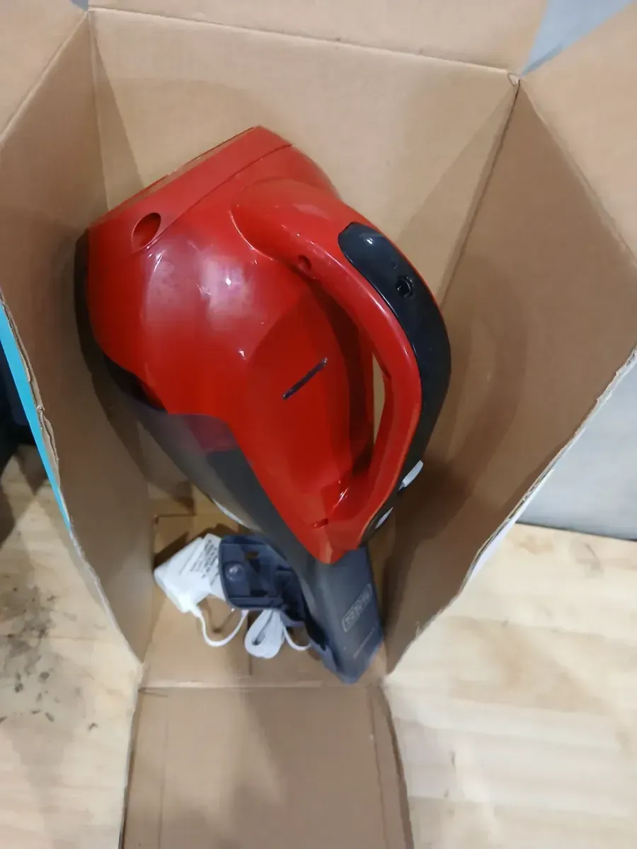 BLACK+DECKER Dust Buster 10.8-Volt Cordless Handheld Vacuum - image 4