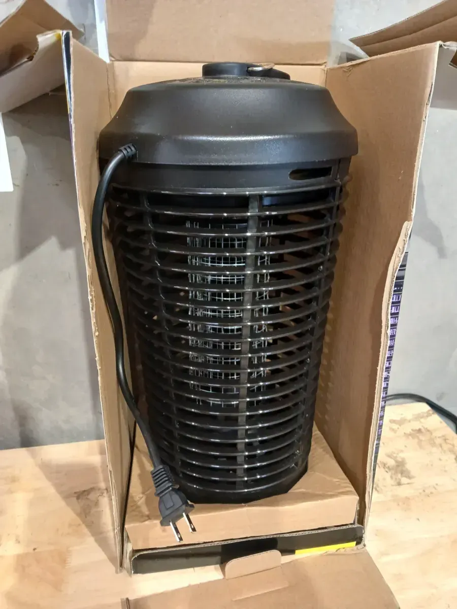 5500 Volt Deluxe 40 Watt Bug Zapper Insect Killer, 1.5 Acre Coverage - image 2