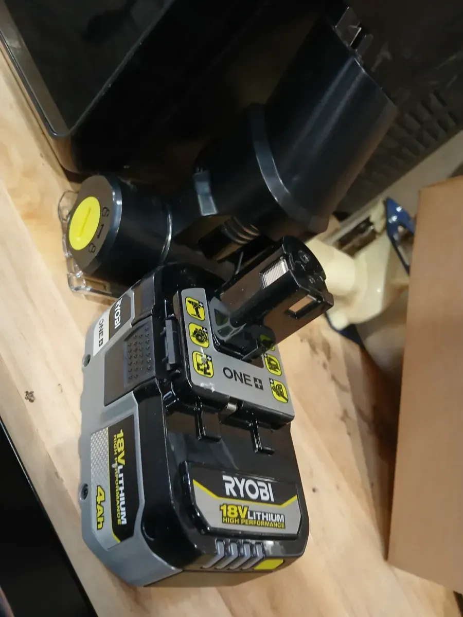 RYOBI ONE+ HP 18V Cordless Advanced WHISPER Series Stick Vacuum Kit with 4.0 Ah Battery and Charger - image 7