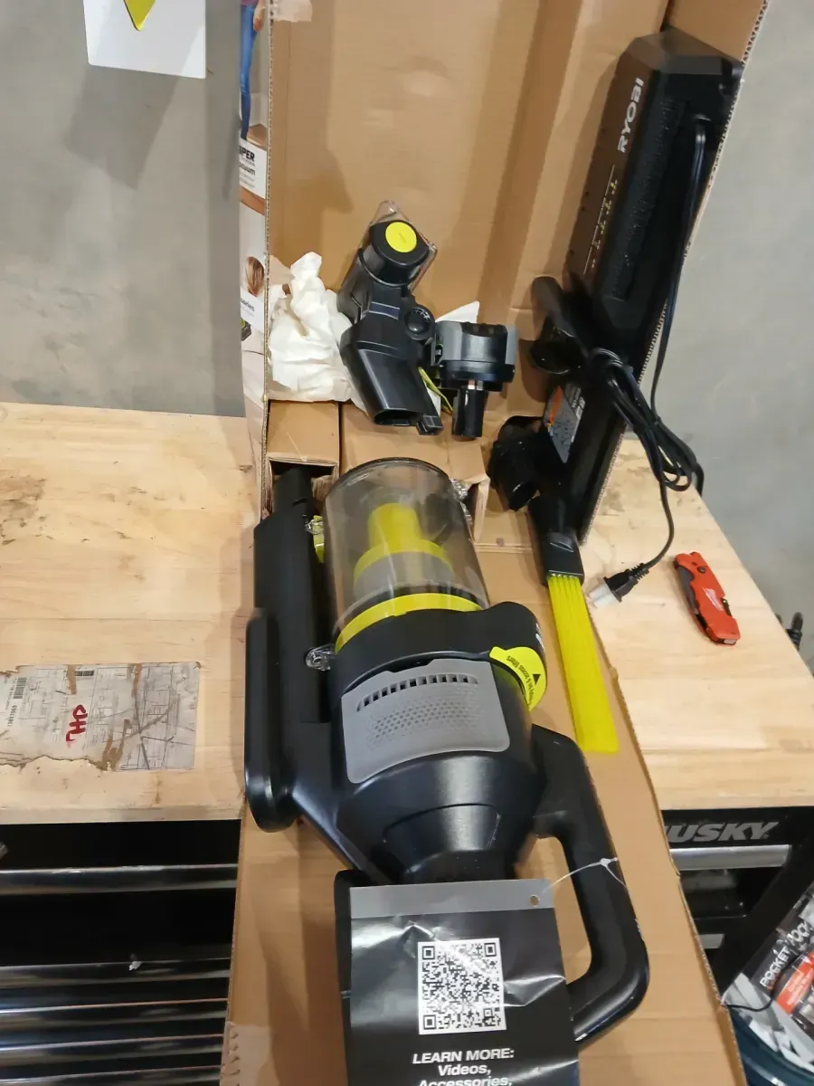 RYOBI ONE+ HP 18V Cordless Advanced WHISPER Series Stick Vacuum Kit with 4.0 Ah Battery and Charger - image 3