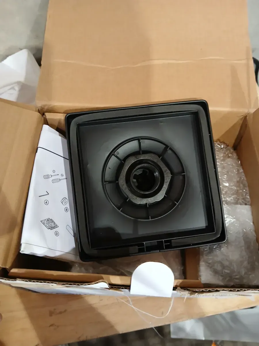 Venza 1-Handle Shower Faucet Trim Kit in Matte Black (Valve Not Included) - image 4