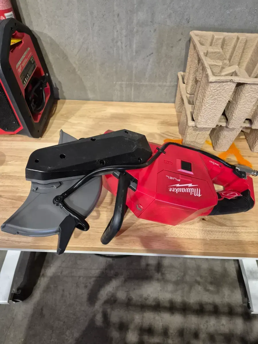 M18 FUEL ONE-KEY 18V Lithium-Ion Brushless Cordless 9 in. Cut Off Saw (Tool-Only) - image 1