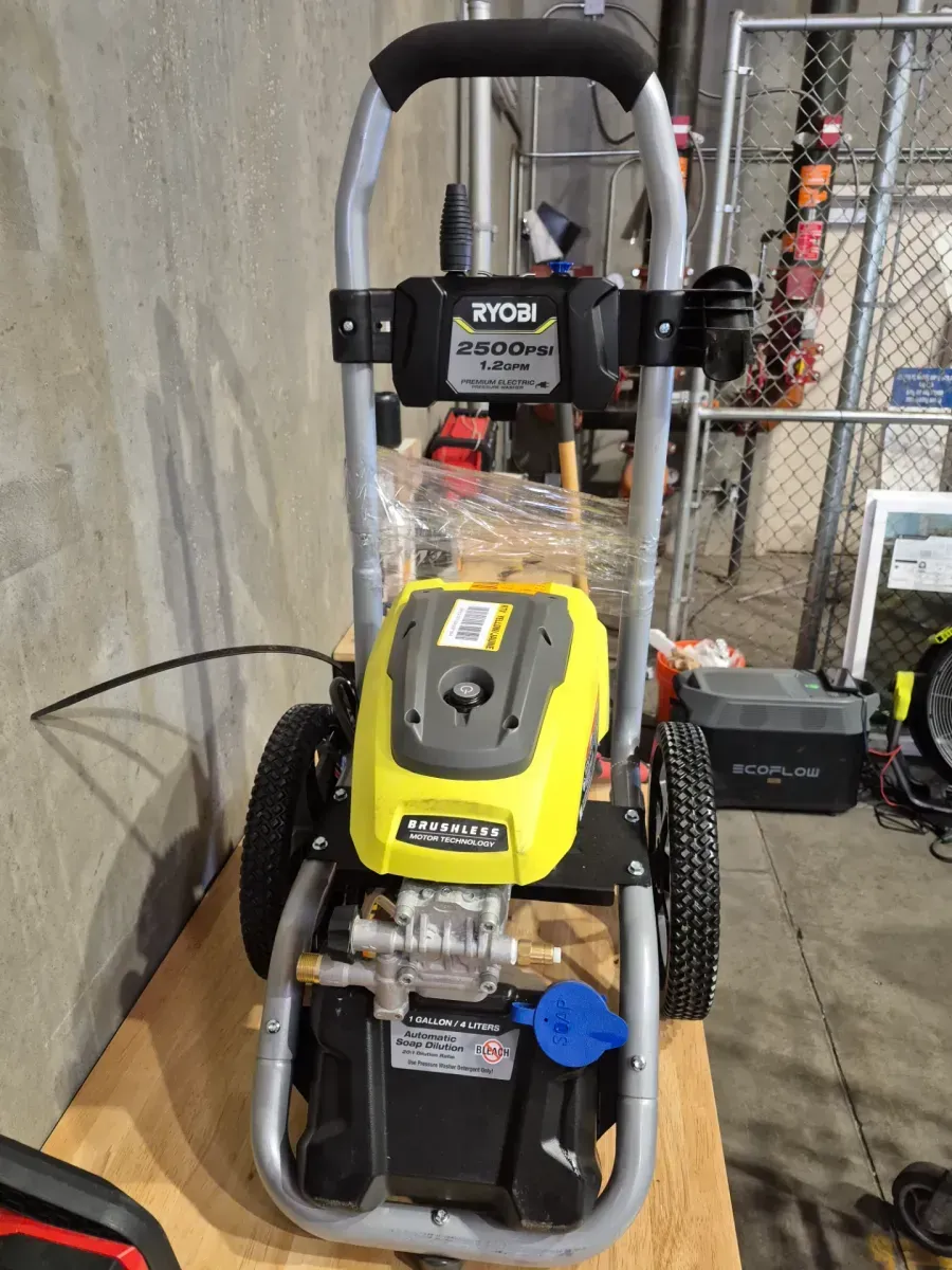 RYOBI 2500 PSI 1.2 GPM High Performance Cold Water Electric Pressure Washer - image 2