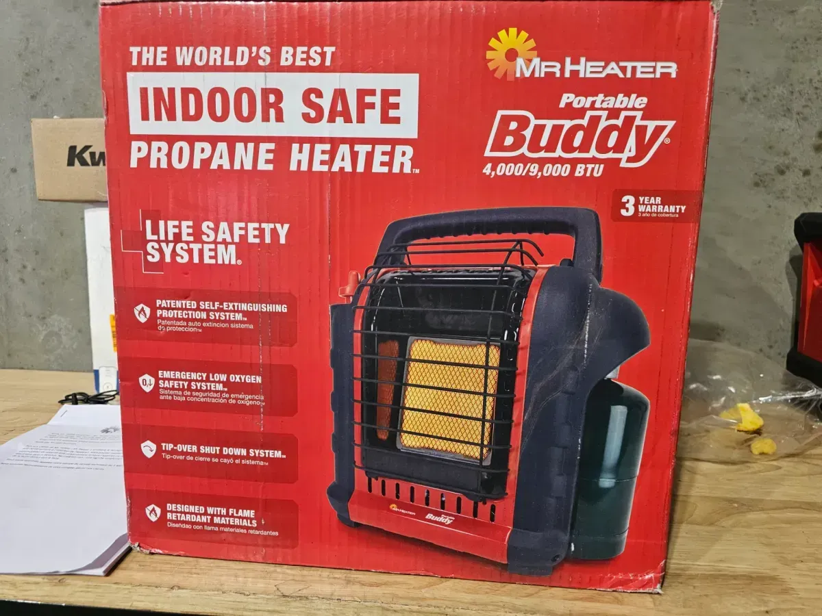 Portable Buddy 9,000 BTU Propane Indoor/Outdoor Heater and 1 lb. Propane Gas Cylinder (2-Pack) - image 2