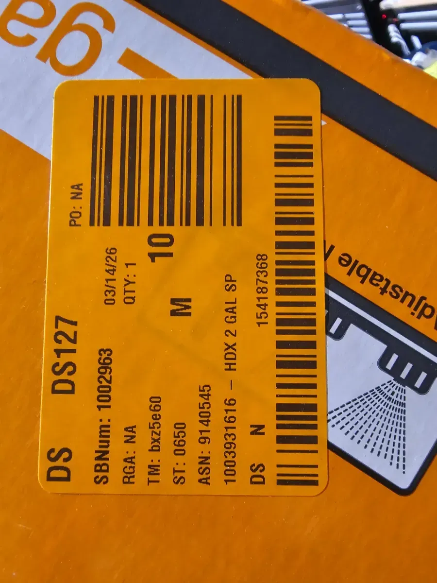 2 Gallon Pump Sprayer and 40 oz Concentrate Ant and Termite Killer Combo - image 3