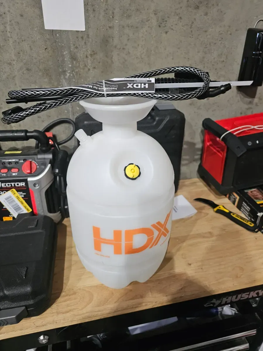 2 Gallon Pump Sprayer and 40 oz Concentrate Ant and Termite Killer Combo - image 1