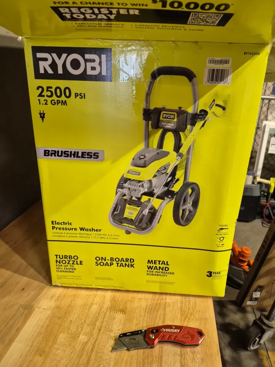 2500 PSI 1.2 GPM High Performance Cold Water Electric Pressure Washer - image 3