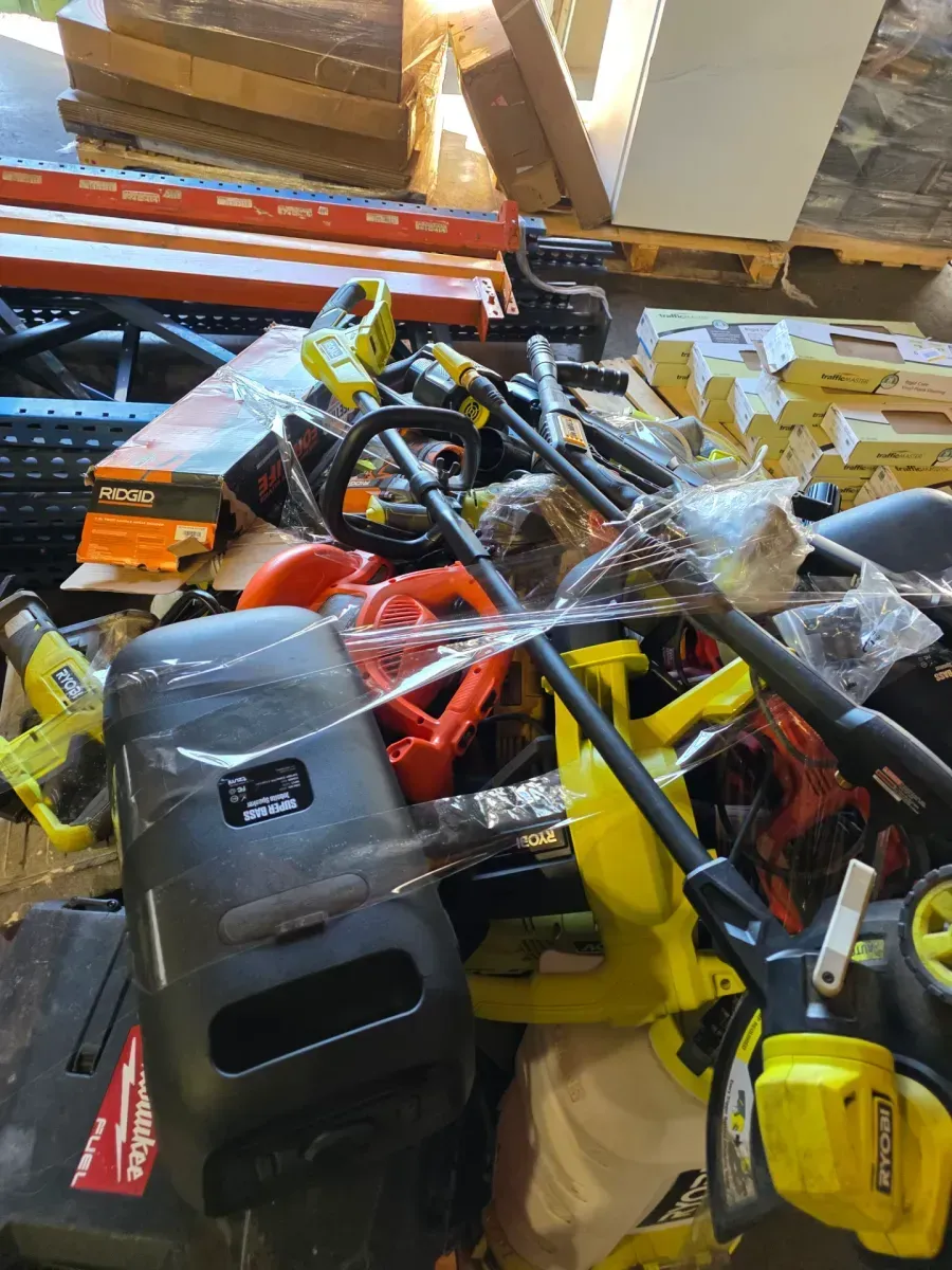 Pallet of 130 non-functional tools, various models and brands. - image 4