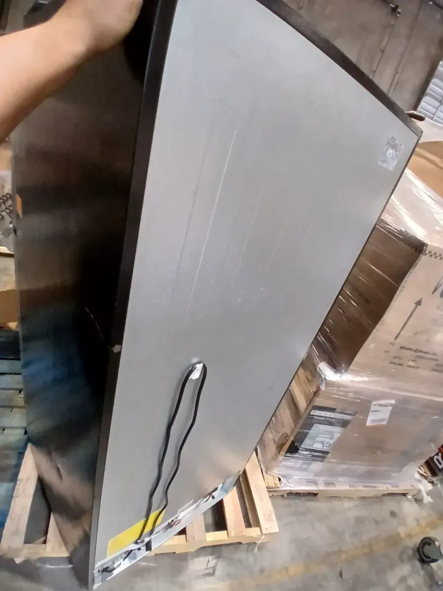 CONSERVATOR 30 in. 18.1 cu. ft. Top Freezer Refrigerator, Energy Star, Frost Free, Adjustable Shelves, Reversible Door, Stainless - image 5