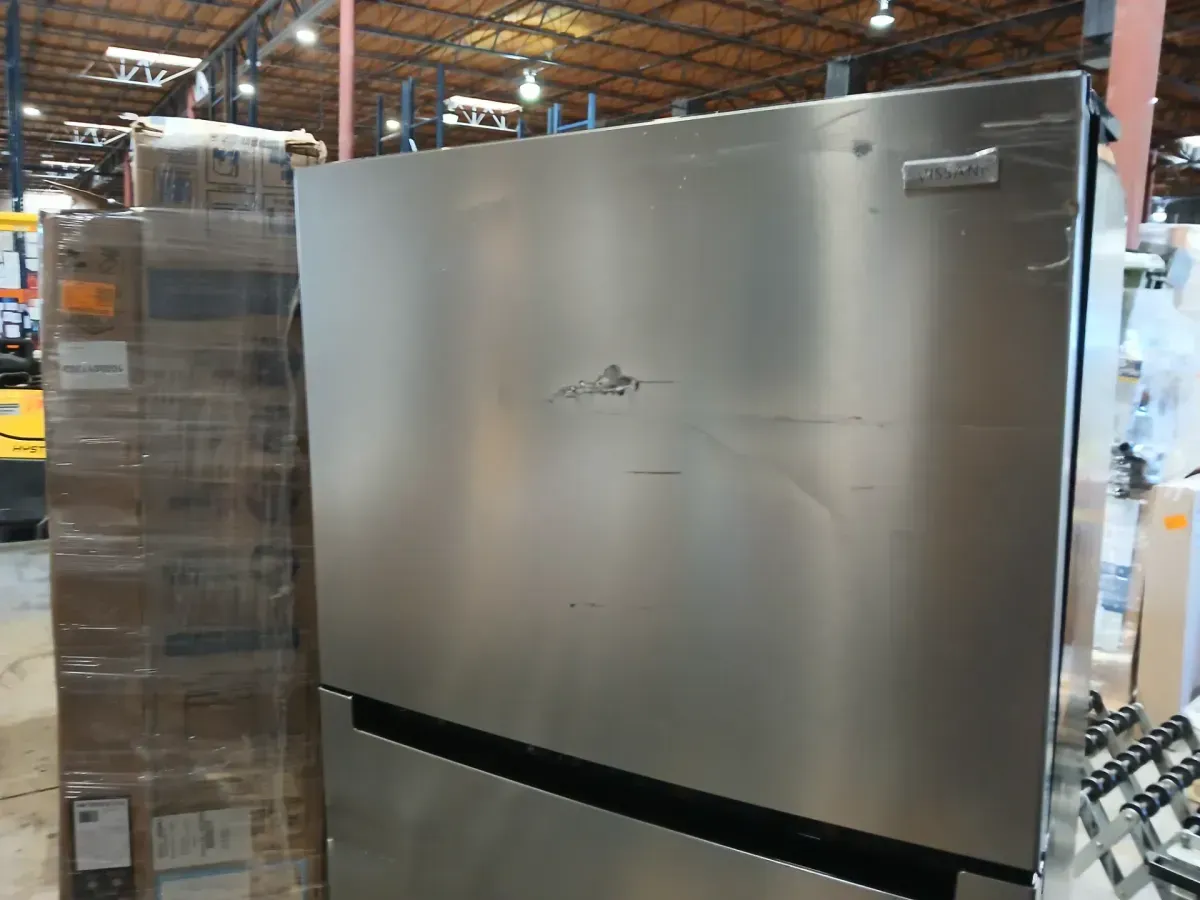 CONSERVATOR 30 in. 18.1 cu. ft. Top Freezer Refrigerator, Energy Star, Frost Free, Adjustable Shelves, Reversible Door, Stainless - image 2