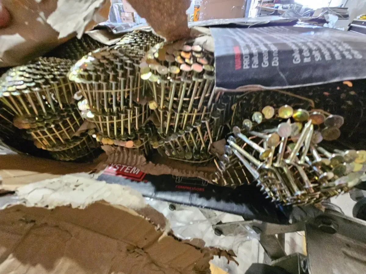 1-1/4 in. x 0.120-Gauge 15° Smooth Shank Electrogalvanized Wire Collated Coil Roofing Nails 7,200 per Box - image 2