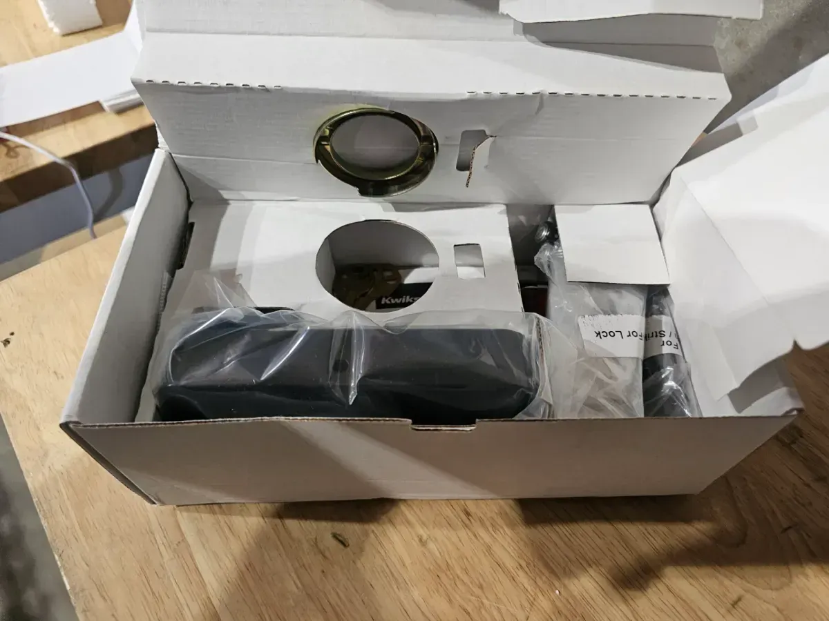 Aura Reach Matte Black Bluetooth + Matter Over Thread Enabled Smart Lock Deadbolt with Smart Home Integration - image 2