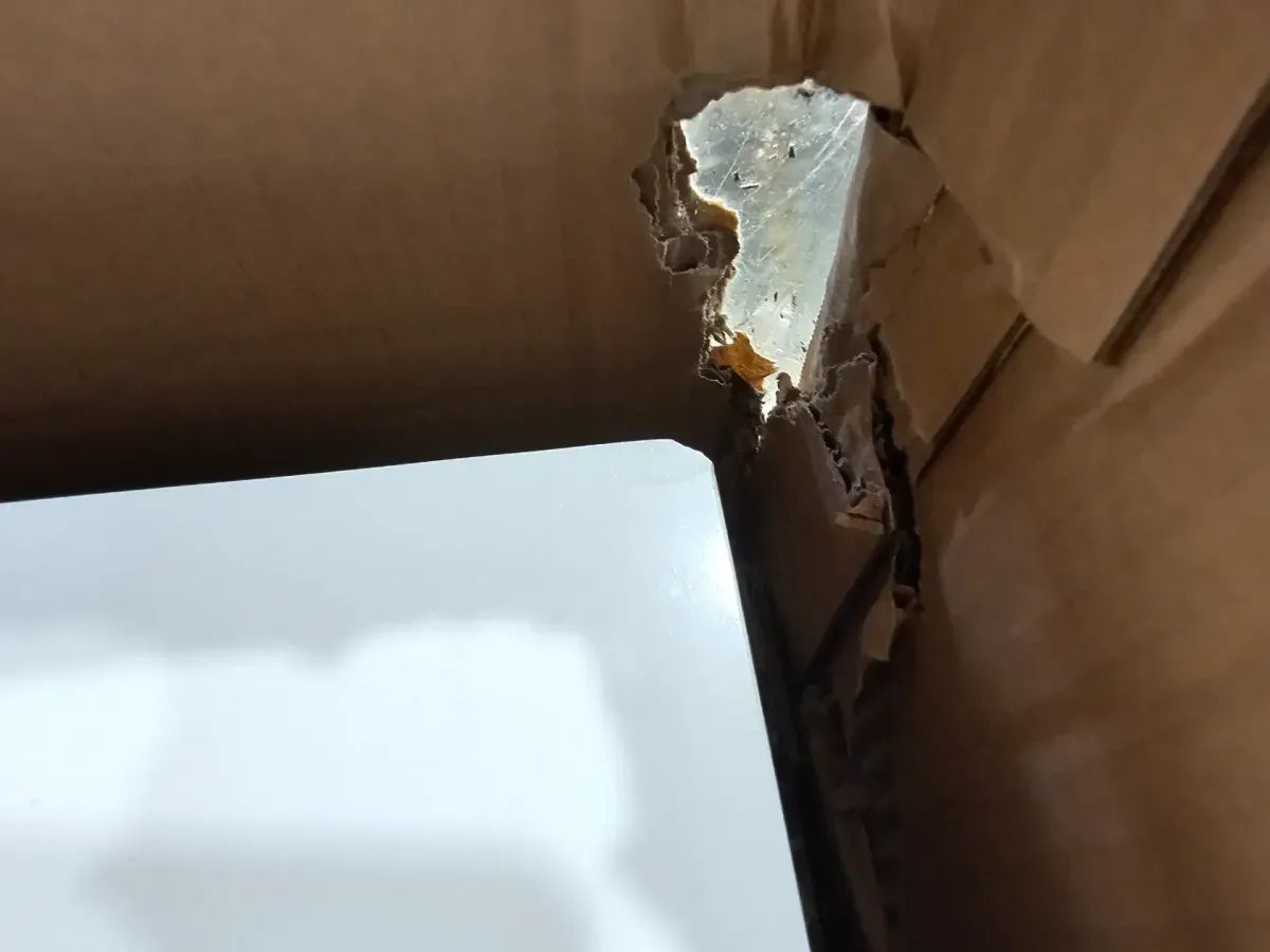 Autumn 24 in. Single Sink Weathered Tan Bath Vanity with White Engineered Stone Top (Assembled) - image 3