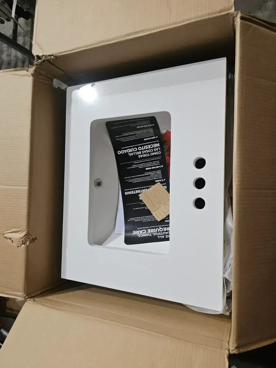 Autumn 24 in. Single Sink Weathered Tan Bath Vanity with White Engineered Stone Top (Assembled) - image 4