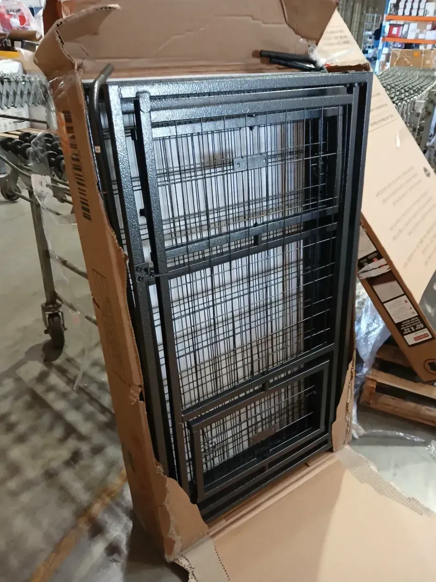 4.5 ft. x 4.5 ft. Dog Kennel Outdoor Dog Enclosure with Rotating Feeding Door and Polyester Cover - image 3