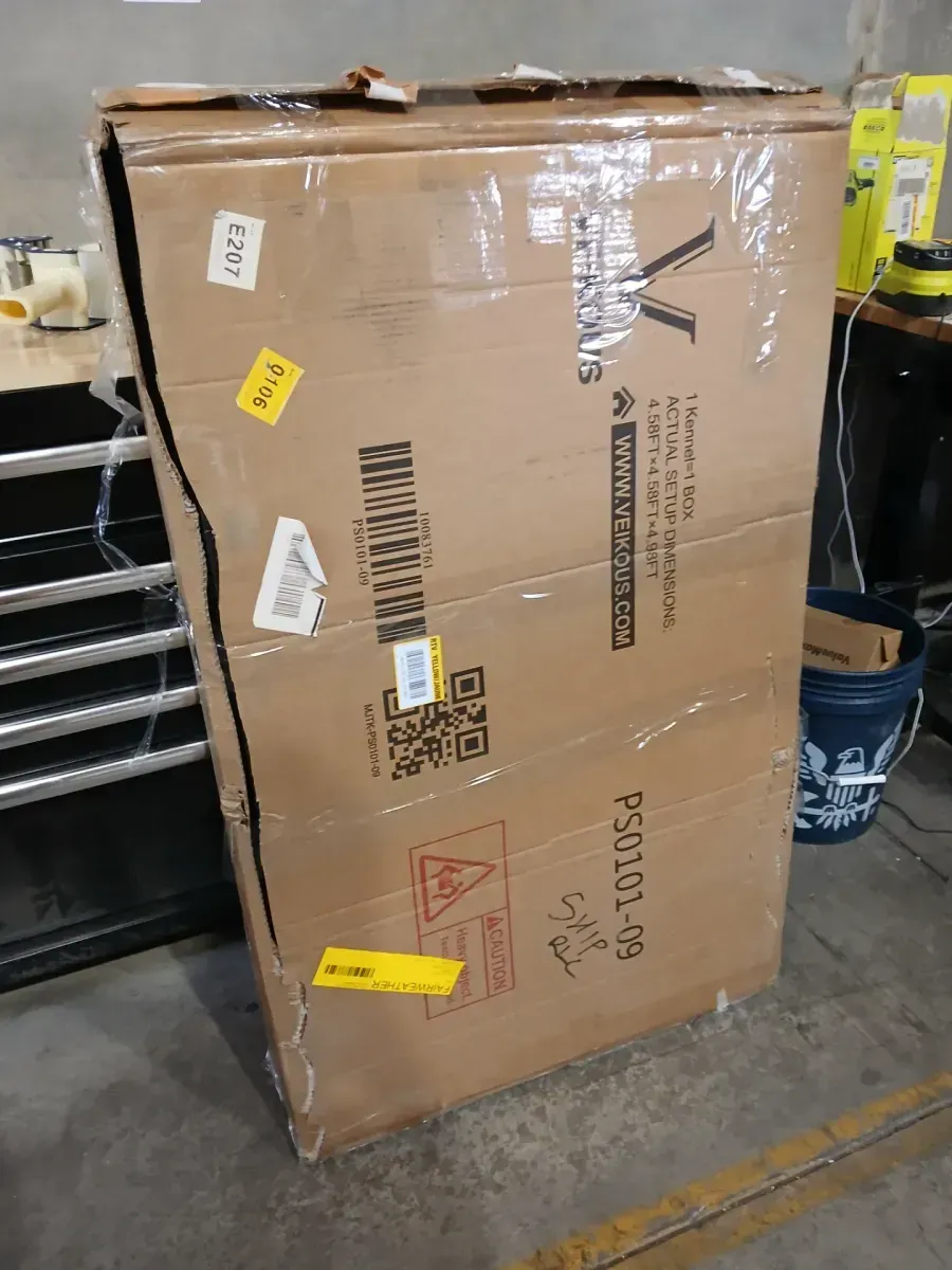 4.5 ft. x 4.5 ft. Dog Kennel Outdoor Dog Enclosure with Rotating Feeding Door and Polyester Cover - image 2