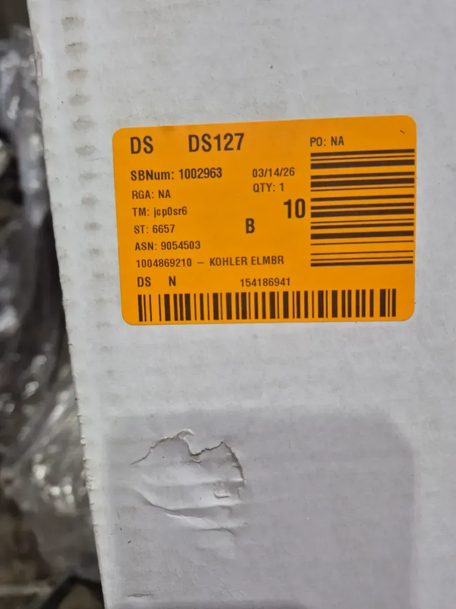 Elmbrook 60 in. x 30.25 in. Soaking Bathtub with Right-Hand Drain in White - image 5