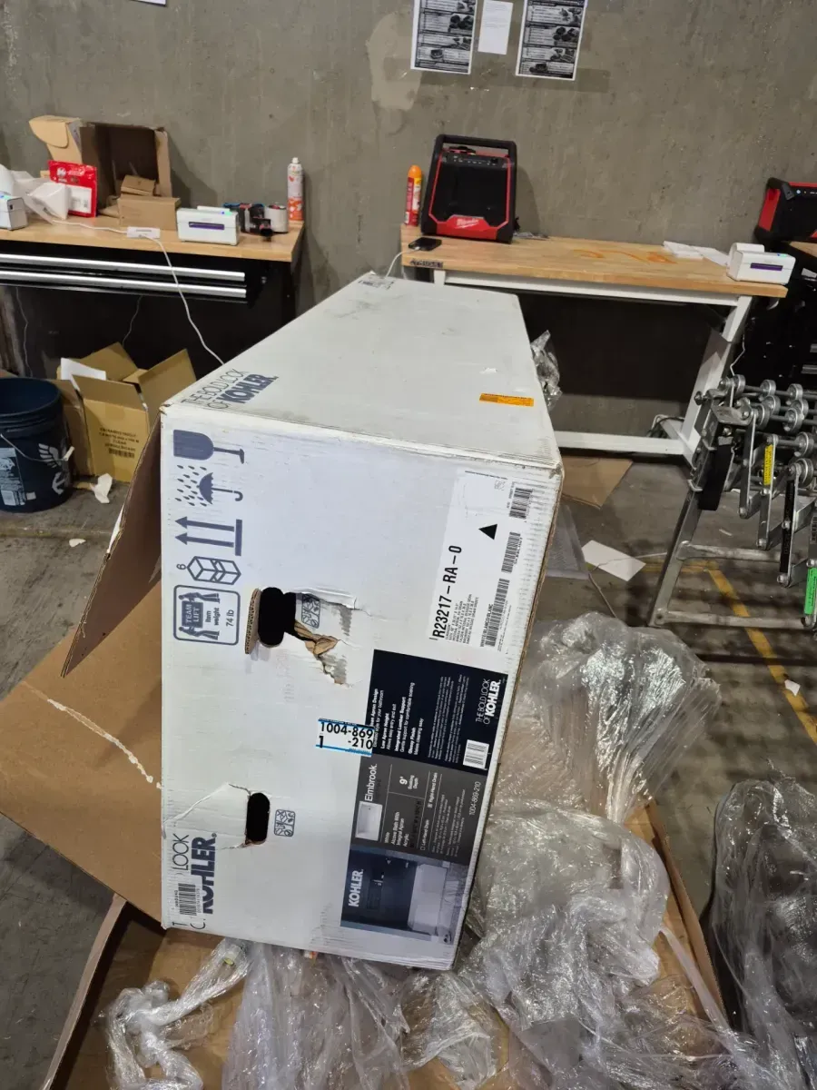 Elmbrook 60 in. x 30.25 in. Soaking Bathtub with Right-Hand Drain in White - image 2