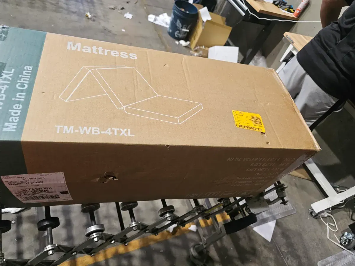 White Twin XL Medium Firm Tri-Fold Mattress Topper Memory Foam 4 in. Folding Mattress - image 5