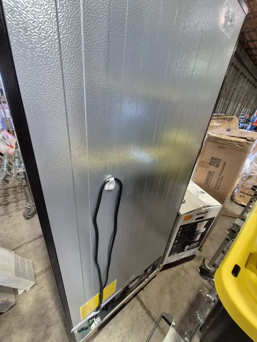 Vissani 18.1 cu. ft. Top Freezer Refrigerator in Fingerprint Resistant Stainless Steel Look, Garage Ready - image 8