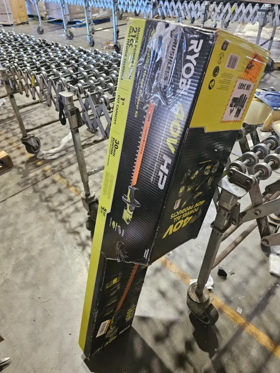 40V HP Brushless 26 in. Cordless Battery Hedge Trimmer with 2.0 Ah Battery and Charger - image 4