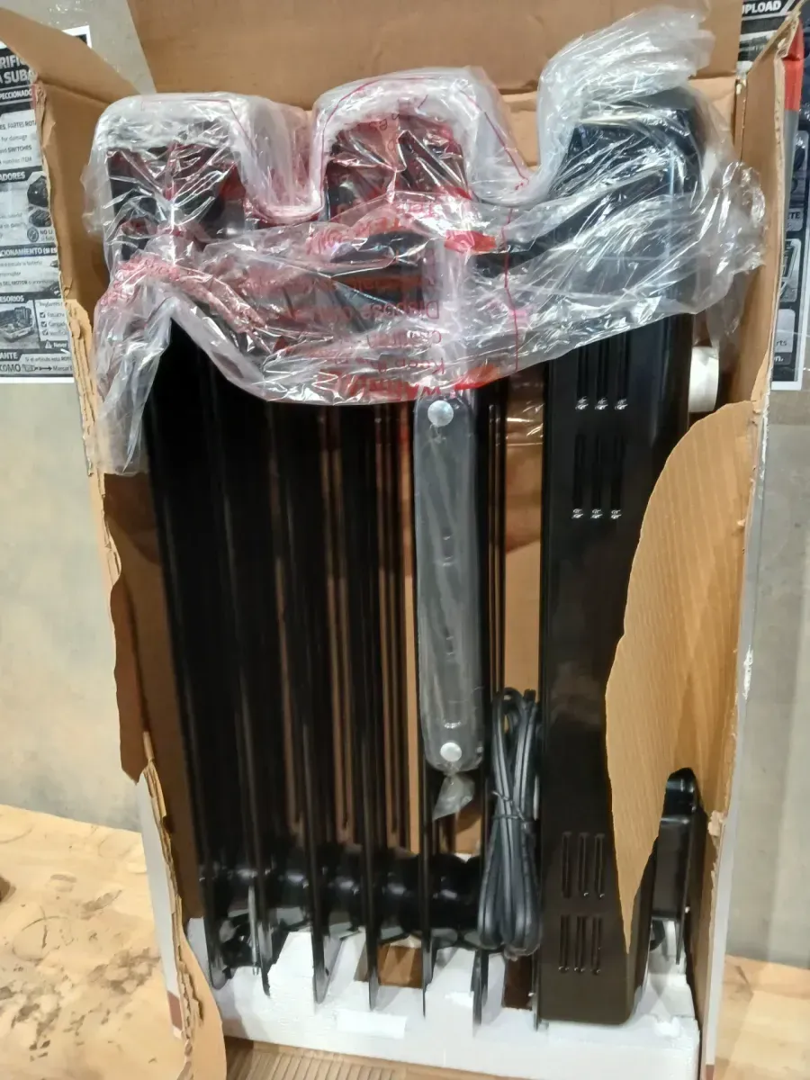 Pelonis Portable Oil-Filled Radiator Space Heater - image 4