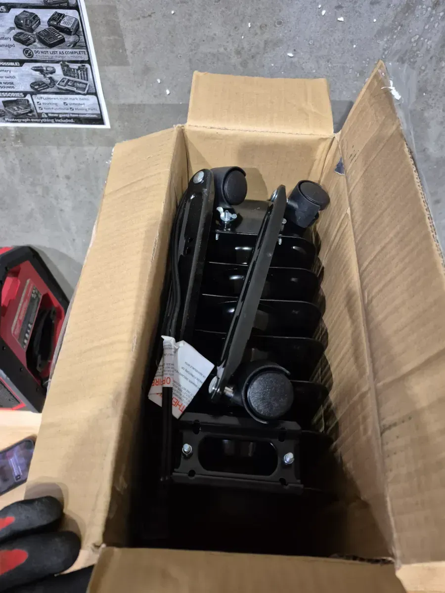 40-Watt Warm White Light G12 (E12) Candelabra Screw Base Dimmable White Incandescent Light Bulb, 2700K (25-Pack) - image 4