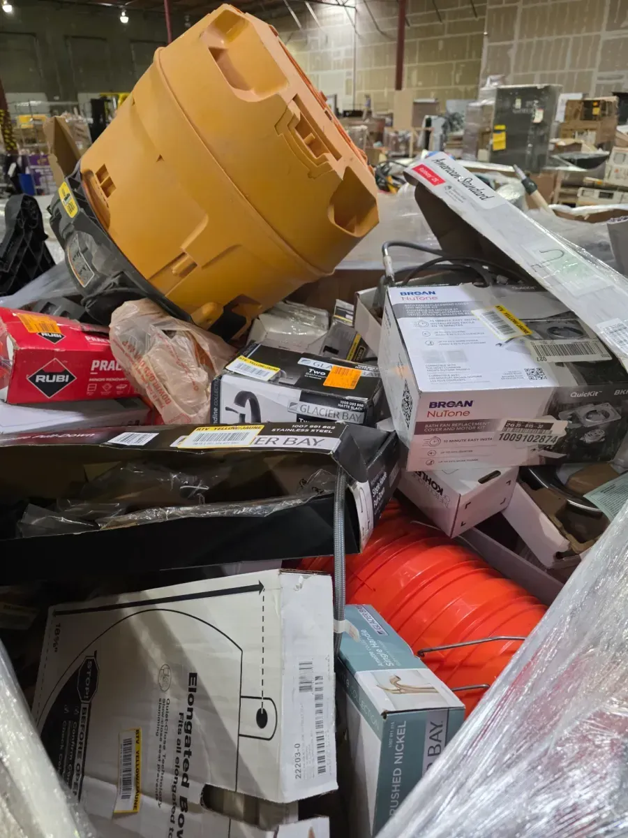 Pallet of Mixed Home Improvement & Bathroom Fixtures - image 3