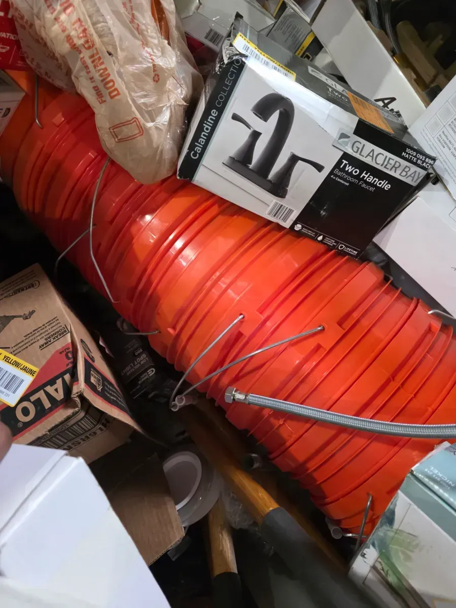 Pallet of Mixed Home Improvement & Bathroom Fixtures - image 4