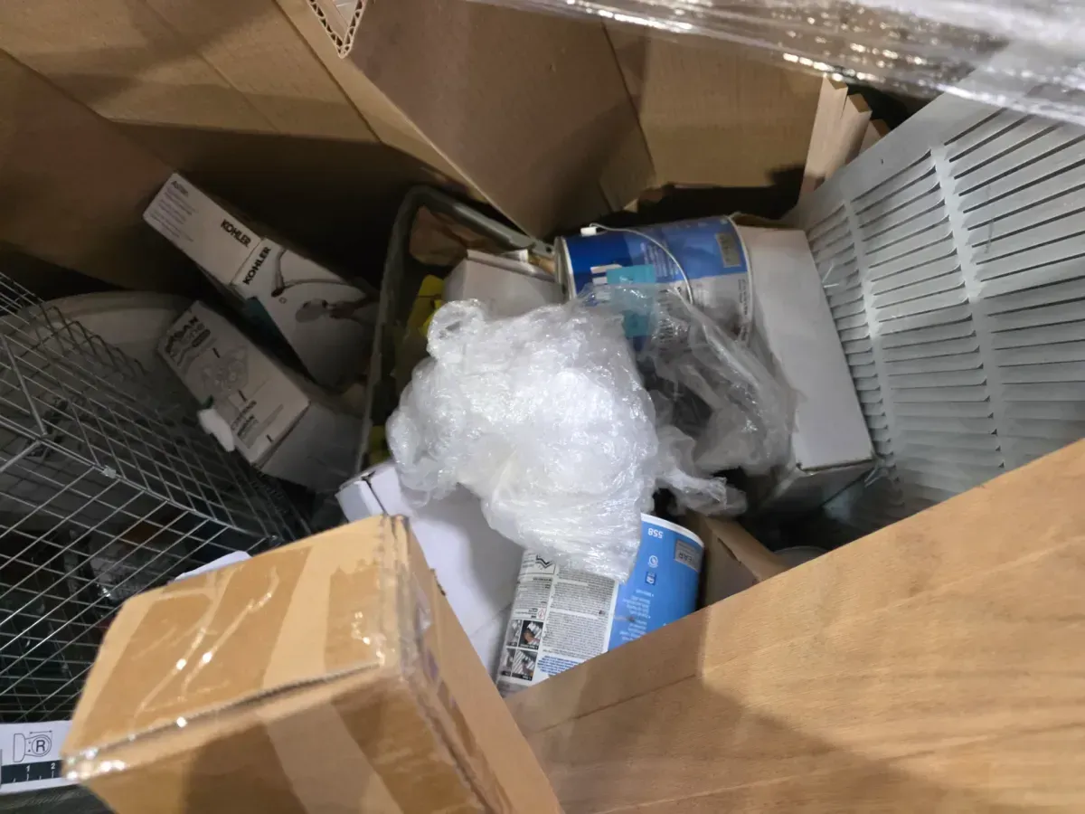 Pallet of Mixed Home Improvement & General Merchandise - image 3