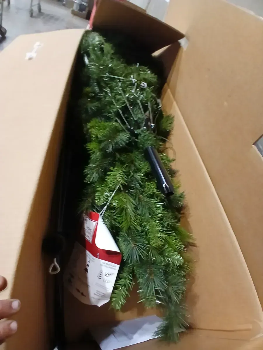 7.5 ft. Prelit Teton Pine Artificial Christmas Tree with 600 Clear Lights - image 6