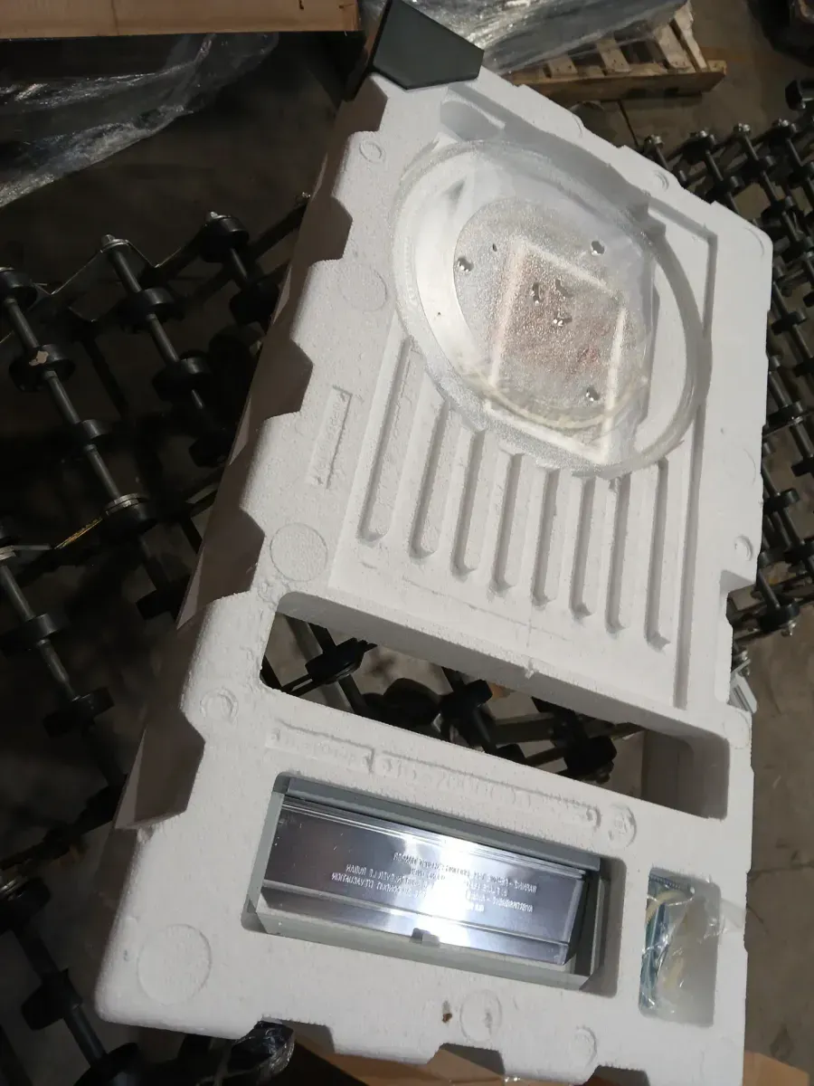 1.7 cu. ft. 1000-Watt Over the Range Microwave in Stainless Steel - image 6