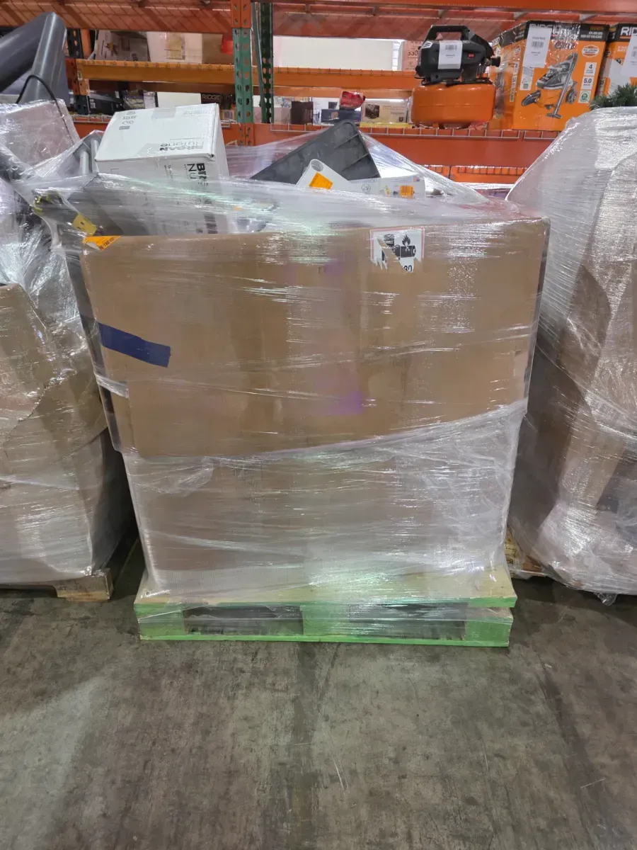 Mixed Merchandise Pallet in Gaylord Box - image 1