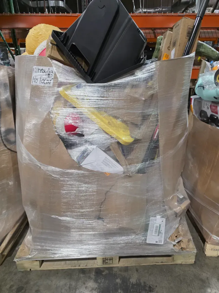 Mixed General Merchandise Pallet - Hardware, Seasonal & More - image 1