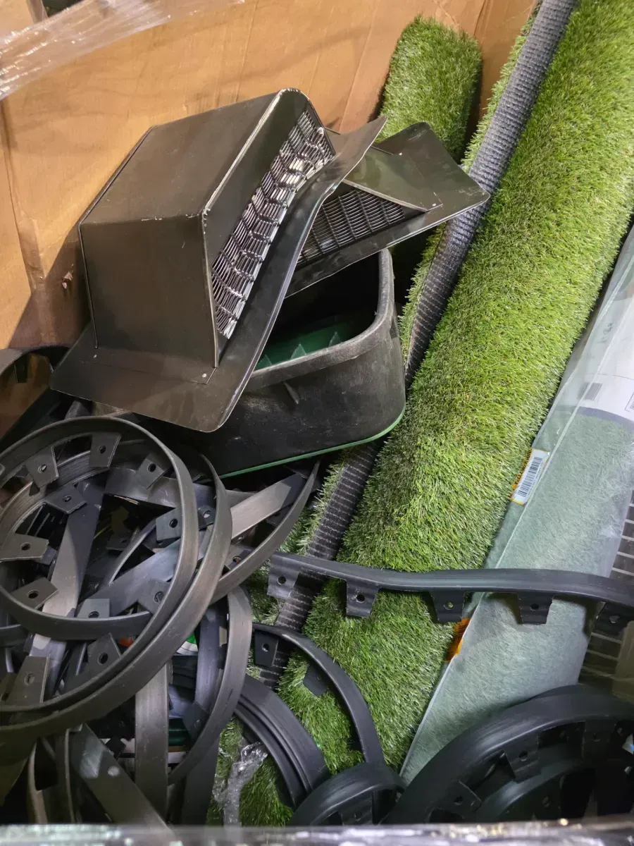 Landscaping and Outdoor Supplies Pallet - image 2