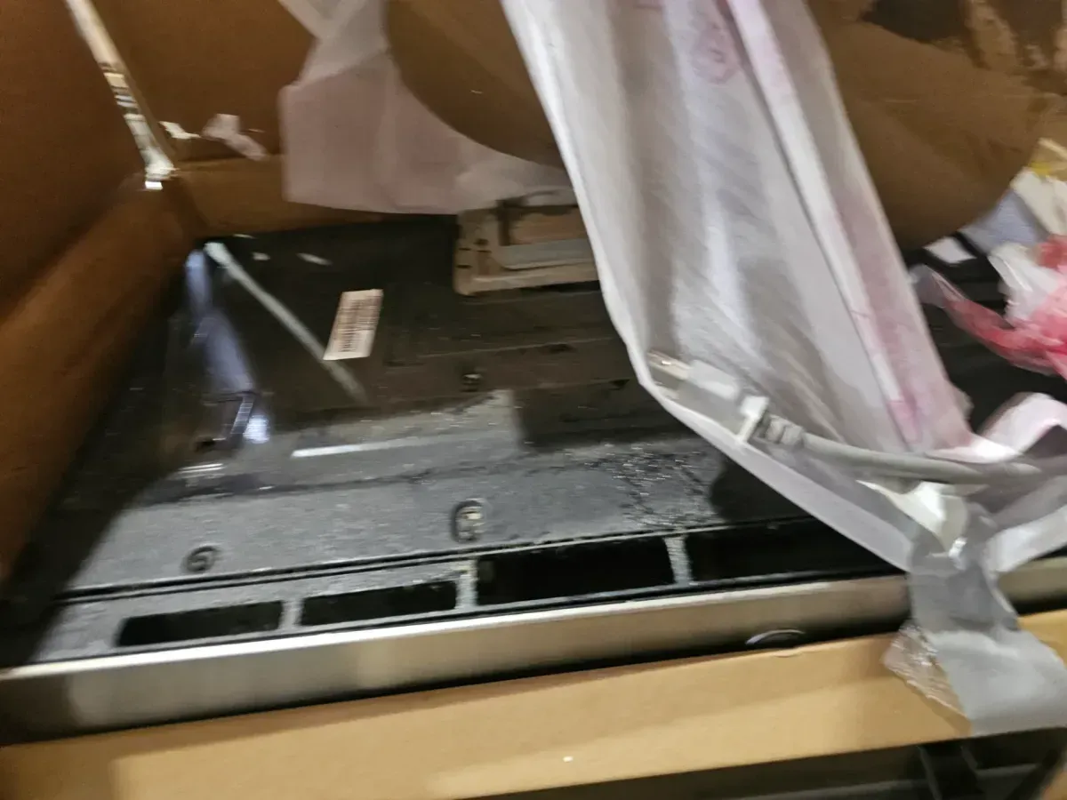 GE 1.6 cu. ft. Over-the-Range Microwave in Stainless Steel - image 2