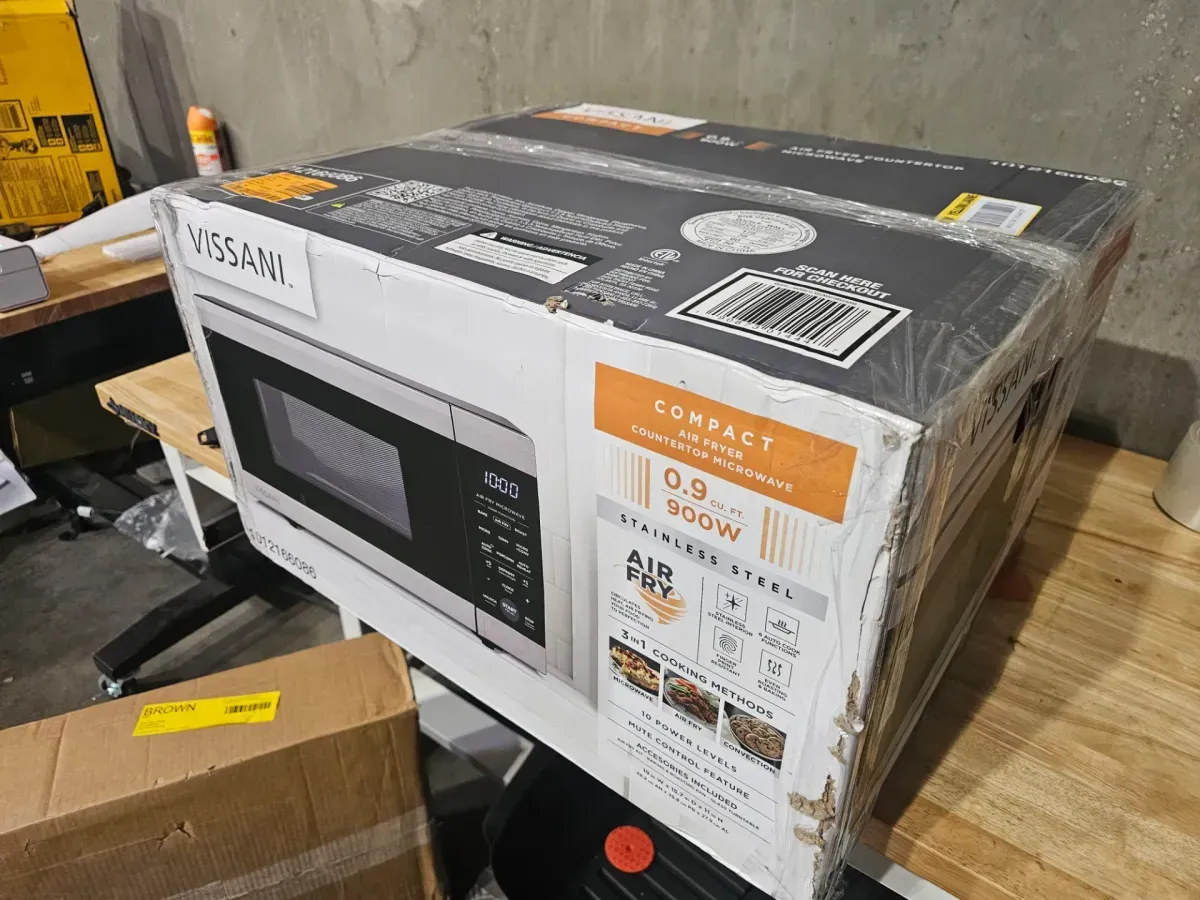 19 in. 0.9 cu. ft. 900-Watt Countertop Microwave Oven in Stainless Steel with Convection and Air Fry - image 2