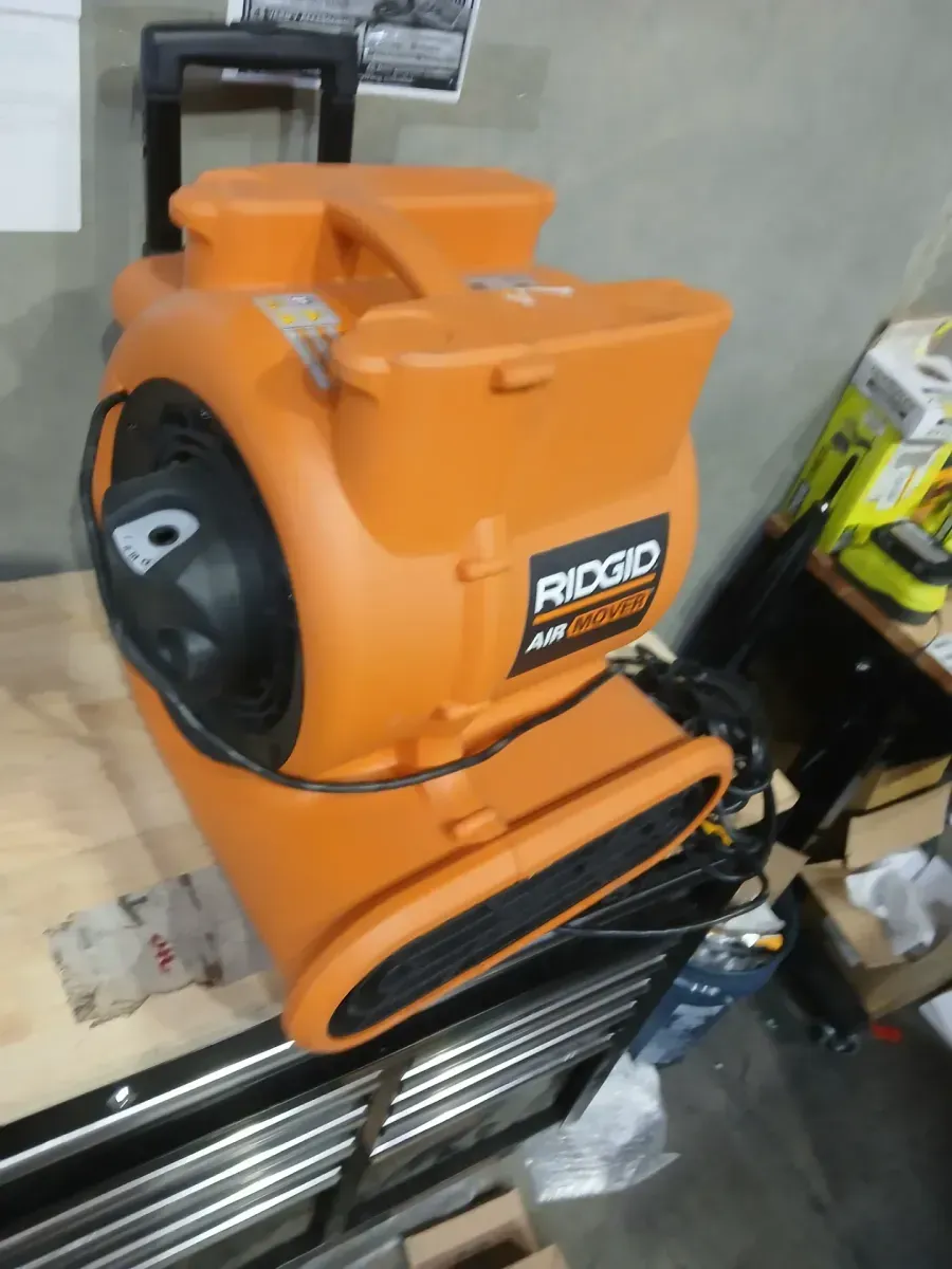 RIDGID 1625 CFM 3-Speed, Portable AM2560 Air Mover Blower Fan with Collapsible Handle, Rear Wheels, Water Damage Restoration - image 2