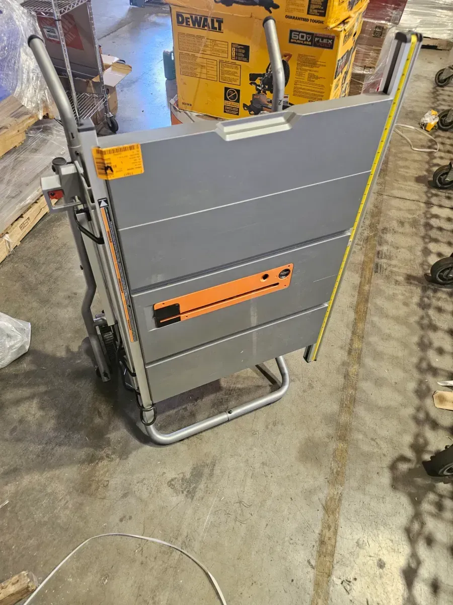 RIDGID 15 Amp 10 in. Portable Corded Pro Jobsite Table Saw with Stand - image 5