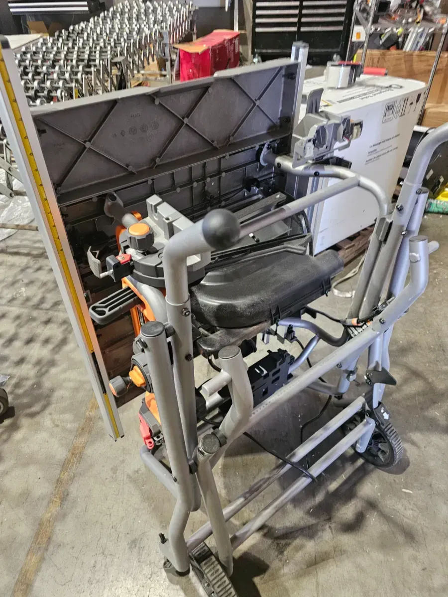 RIDGID 15 Amp 10 in. Portable Corded Pro Jobsite Table Saw with Stand - image 2