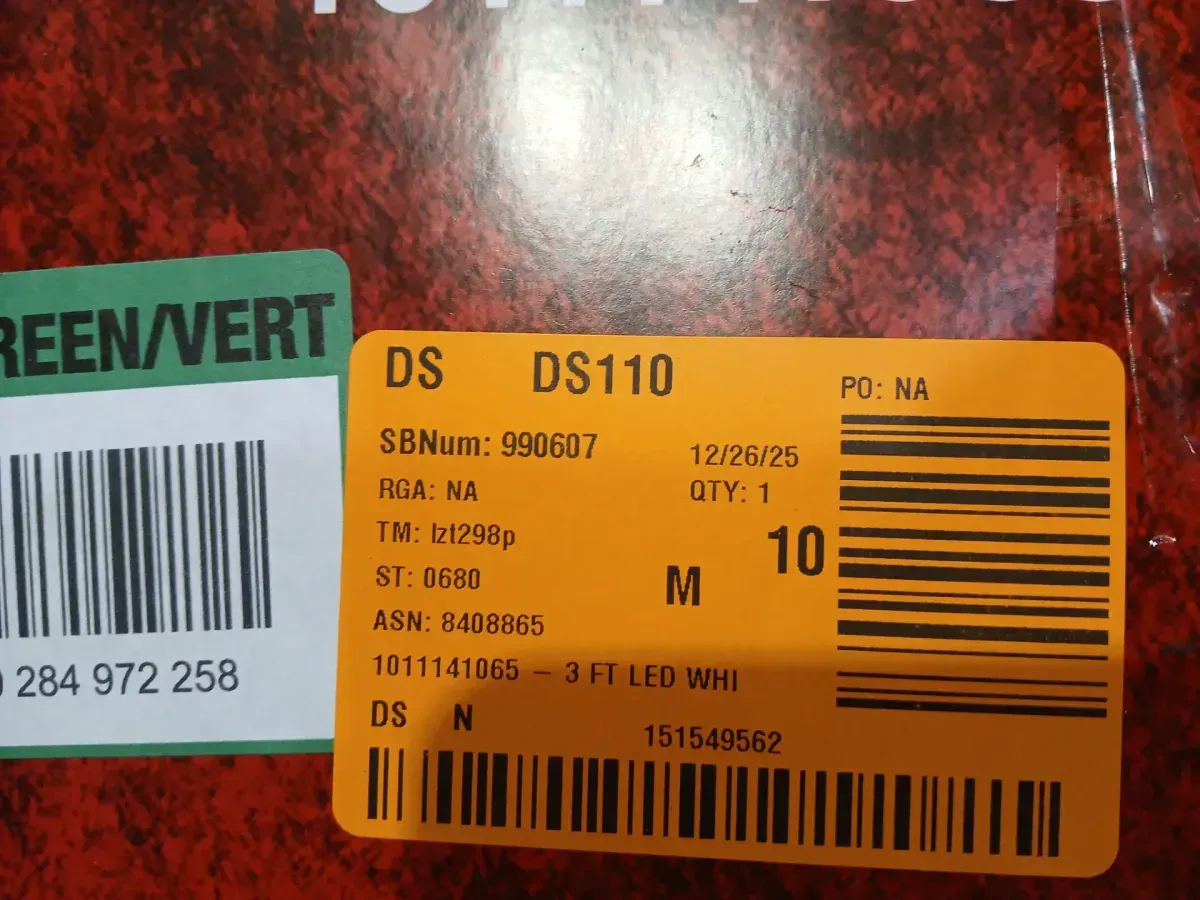 Home Accents Holiday 3 ft. battery-operated LED Jumbo Bulb - image 4