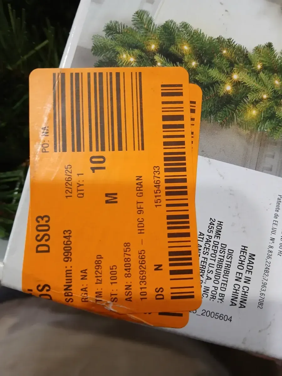 9 ft. Pre-Lit LED Artificial Oregon Fir Commercial Christmas Garland with 100 Lights - image 4